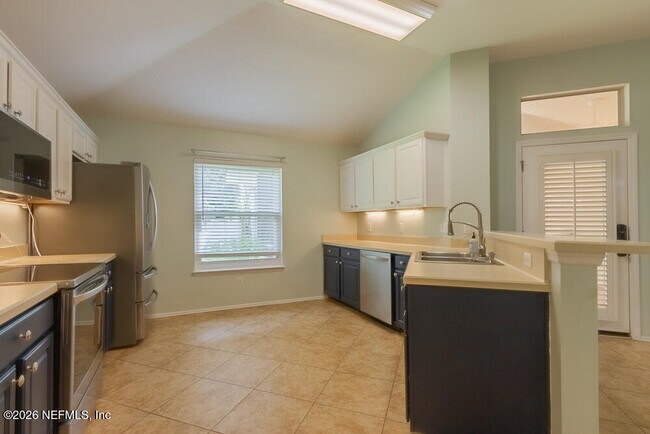Foto del edificio - 13966 Sandhill Crane Dr S