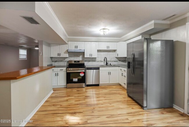 Foto del edificio - 1109 Crestview Way