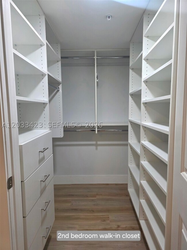 Building Photo - 2600 S University Dr