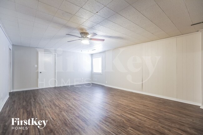 Foto del edificio - 10510 W 90th St