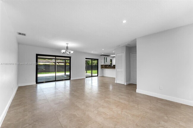Foto del edificio - 9140 SW 45th Terrace