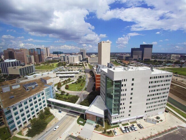 Foto del edificio - 2131 Kipling St