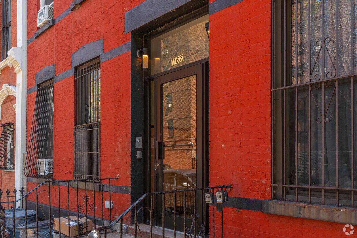 Entrance - 167 Waverly Ave