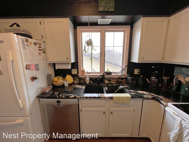 Foto del edificio - 4 br, 2 bath House - 1961 S Ridge Drive