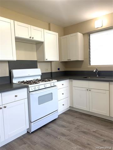Building Photo - 1438 Liliha St