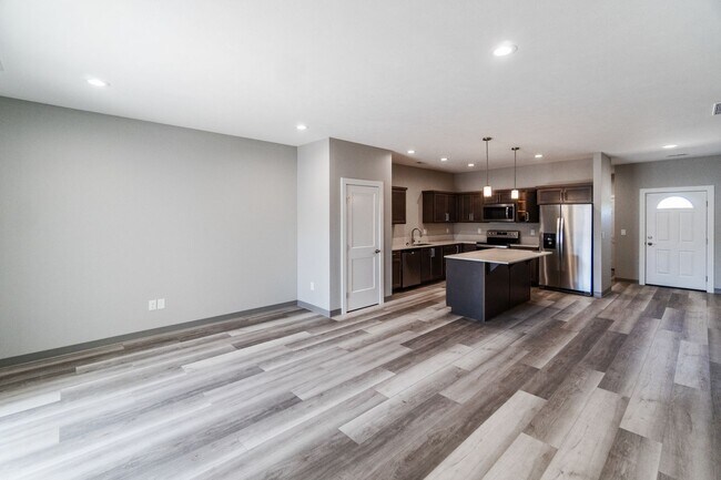 Foto del edificio - 1717 N Manifold Ln