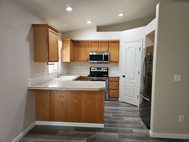 Foto del edificio - Cute Nampa home in one of  the most desirable neighborhoods. Fabulous location. 7159 E. Hampton.