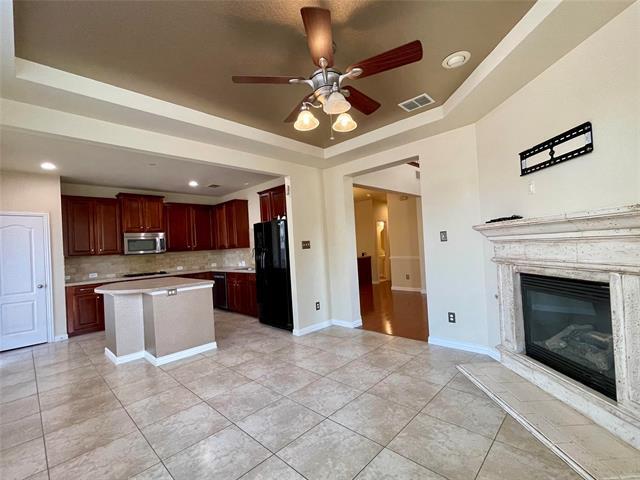 Building Photo - 1626 Tarrytown Ln