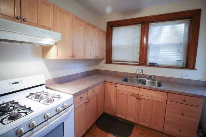Primary Photo - 3436 N Keeler Ave