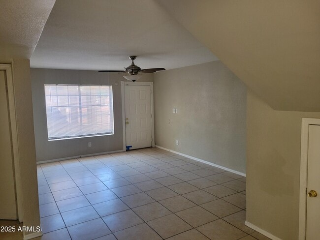 Foto del edificio - 527 N 4th St