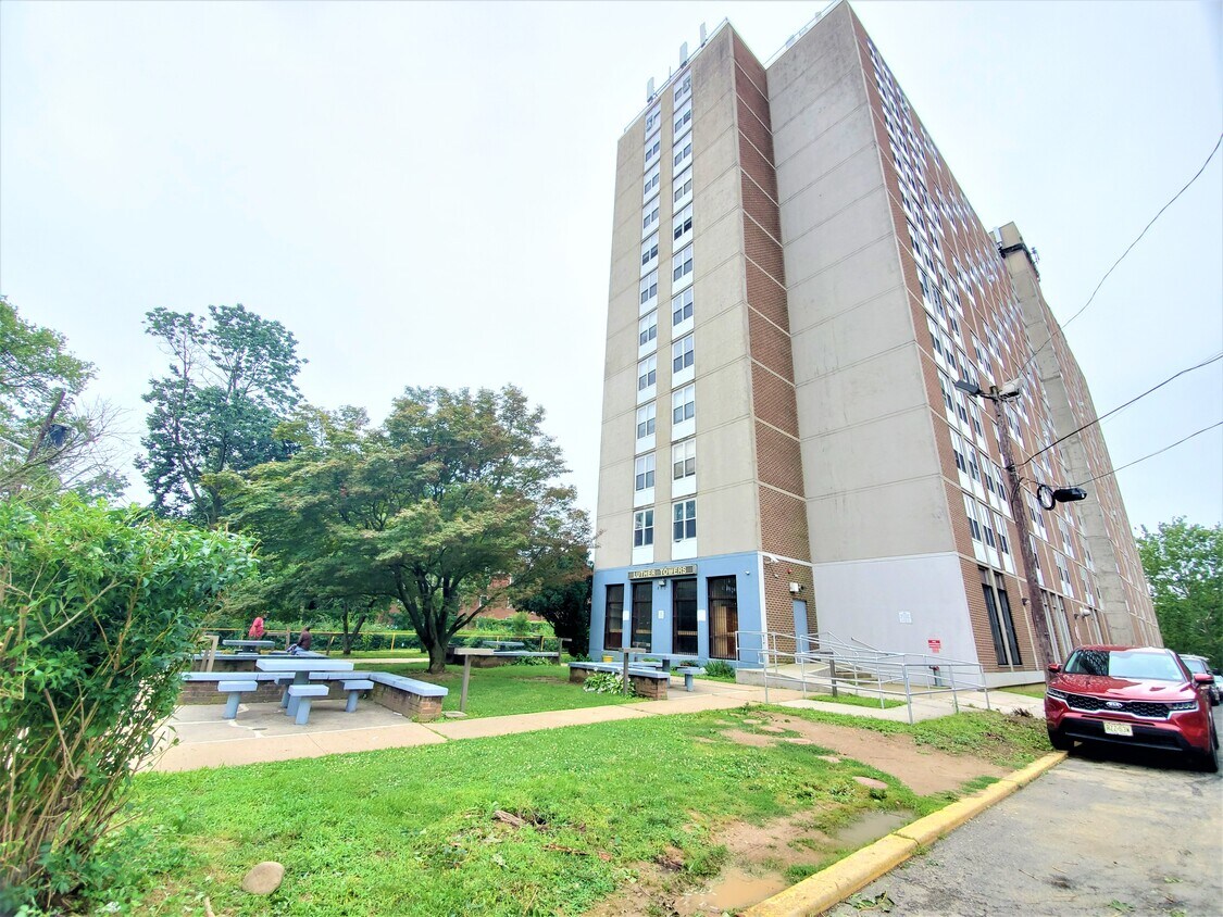 488 W State St Unit 1, Trenton, NJ 08618 488 W State St Trenton, NJ