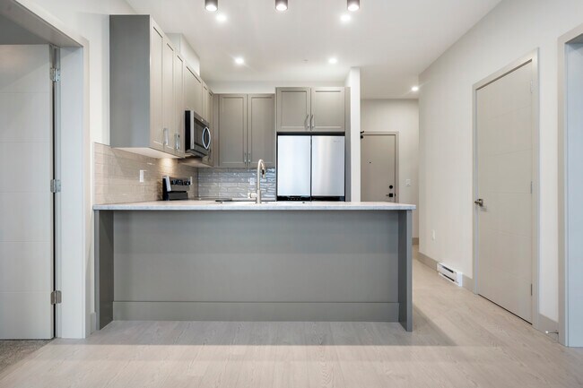Photo du bâtiment - 45547-45547 Knight Rd