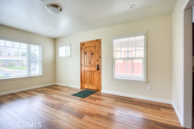 Foto principal - 2704 W Grand Ave