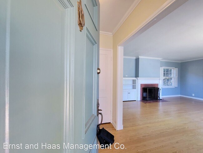 Building Photo - 3 br, 2 bath House - 3925 Chestnut Ave