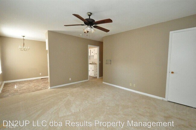 Foto del edificio - 183 Youngs Mill Rd