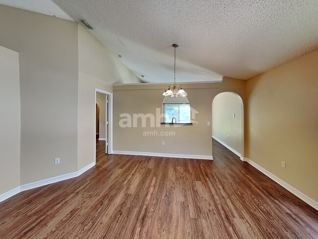 Foto del edificio - 109 Placid Woods Ct