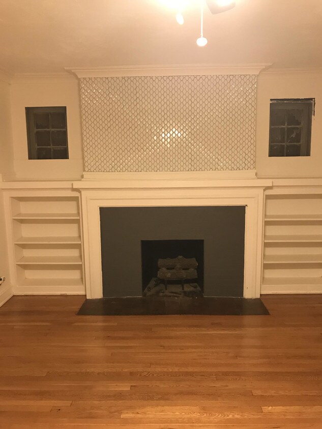 Foto principal - 7354 S Yates Blvd