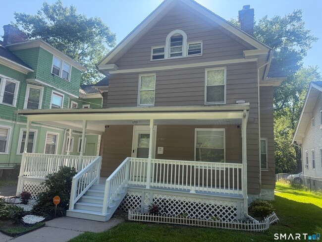 Photo - 382 Vine St (Hartford, CT) House