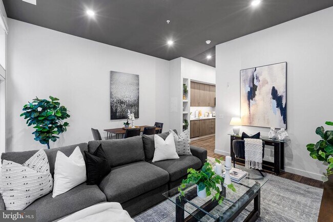 Foto del edificio - 525 N 41st St