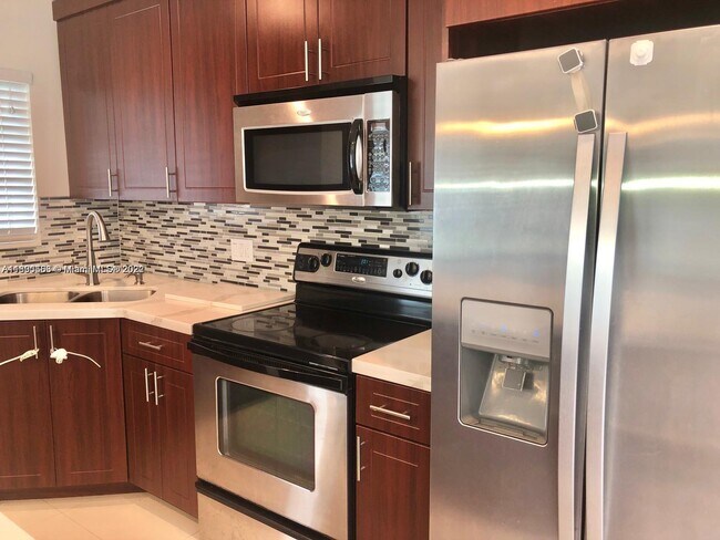 Foto del edificio - 4281 NW 171st St