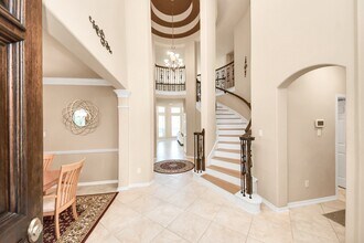 Building Photo - 3422 Stone Springs Dr