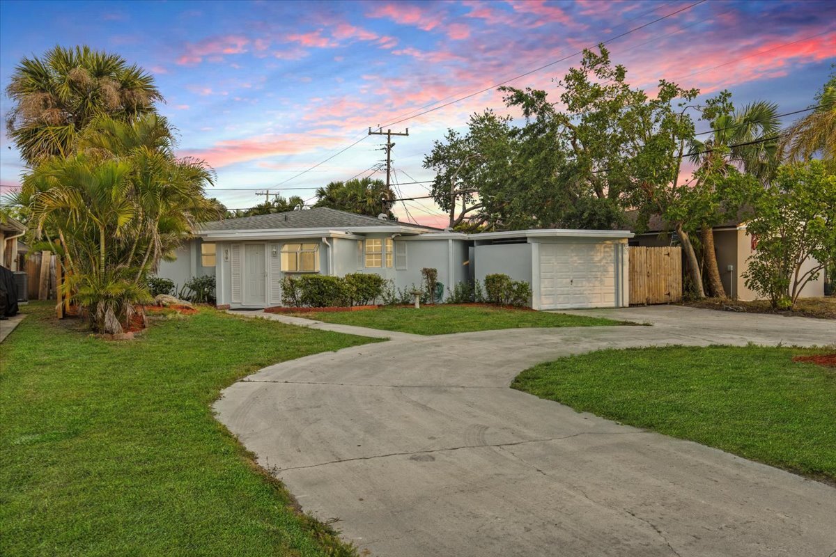 Foto principal - 379 Garden Blvd