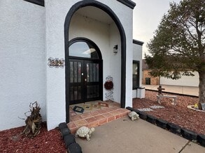 Building Photo - 321 Diamondhead Dr