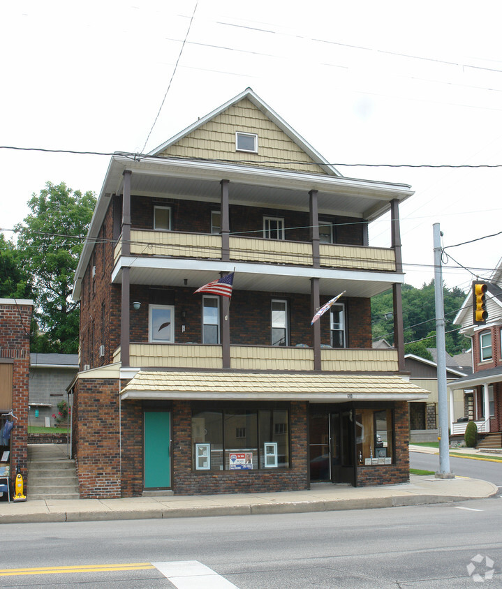 Building Photo - 600 Ferndale Ave