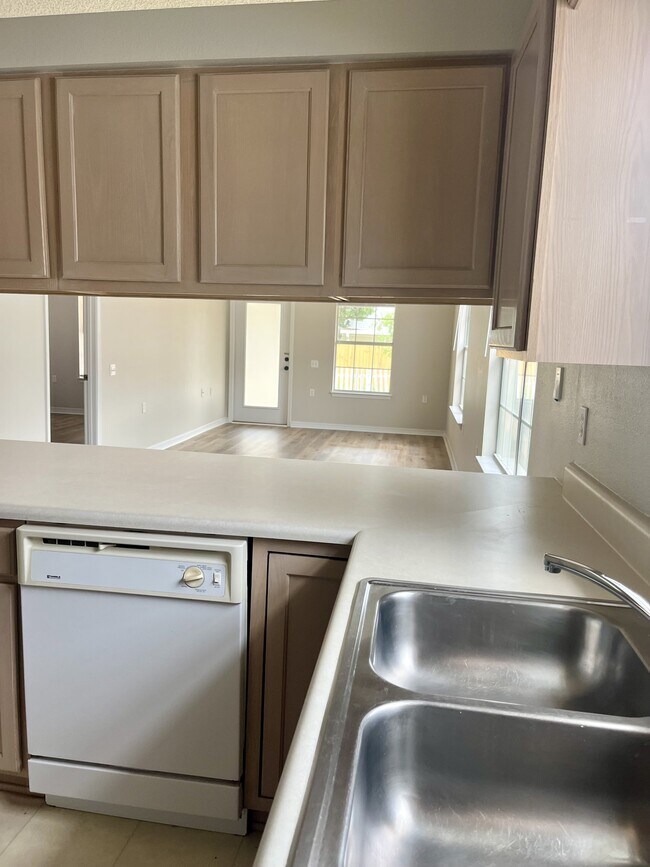 Building Photo - 6461 Starfish Cove