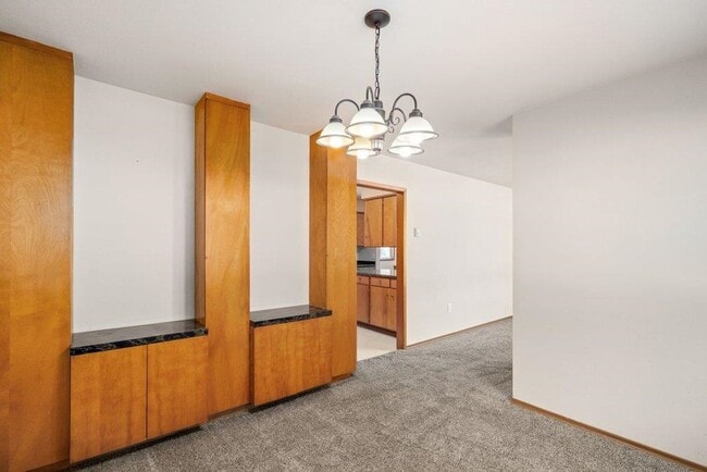Building Photo - 3 bed 2 bathroom home in Newport