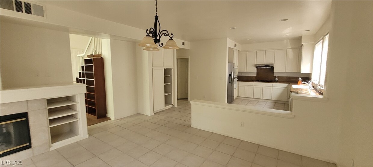 Primary Photo - 4774 Willow Glen Dr