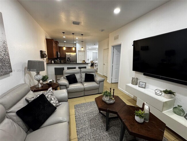 Building Photo - 8715 NW 98th Ave