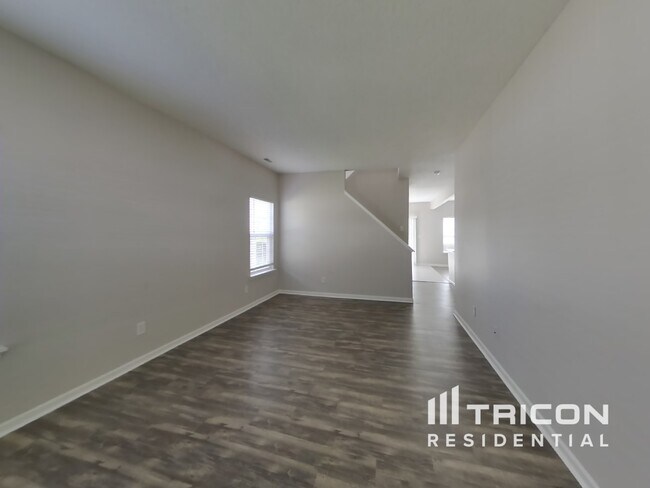 Foto del edificio - 3703 Whistlewood Ln