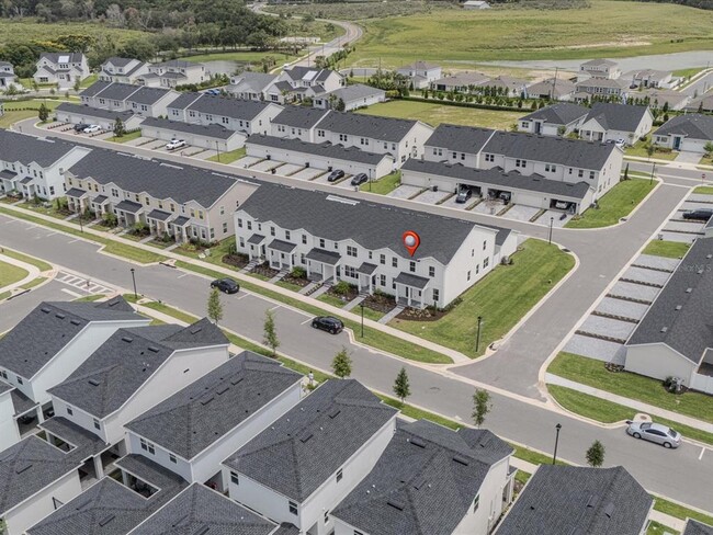 Building Photo - 1668 Crowncrest Dr