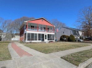 Building Photo - 12 Crestmont Dr