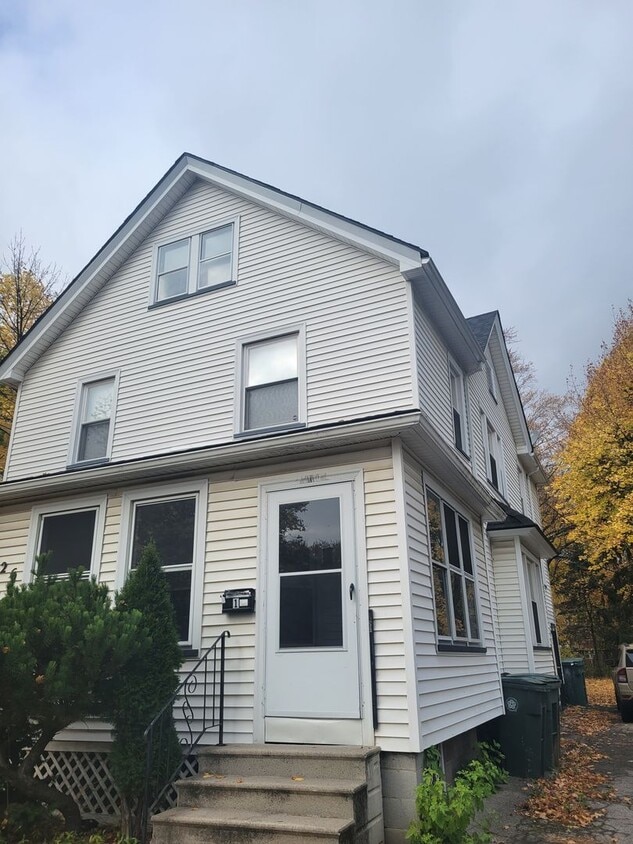126 Flanders Apartment for Rent in Rochester, NY
