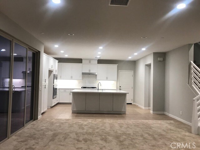 Building Photo - 132 Modjeska