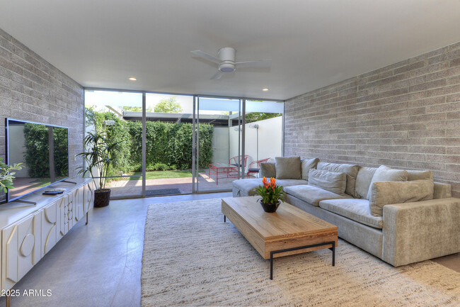 Foto del edificio - 4411 N 40th St