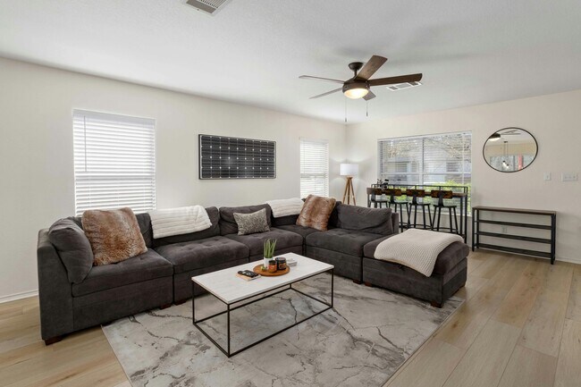 Foto del edificio - 8513 Kansas River Dr