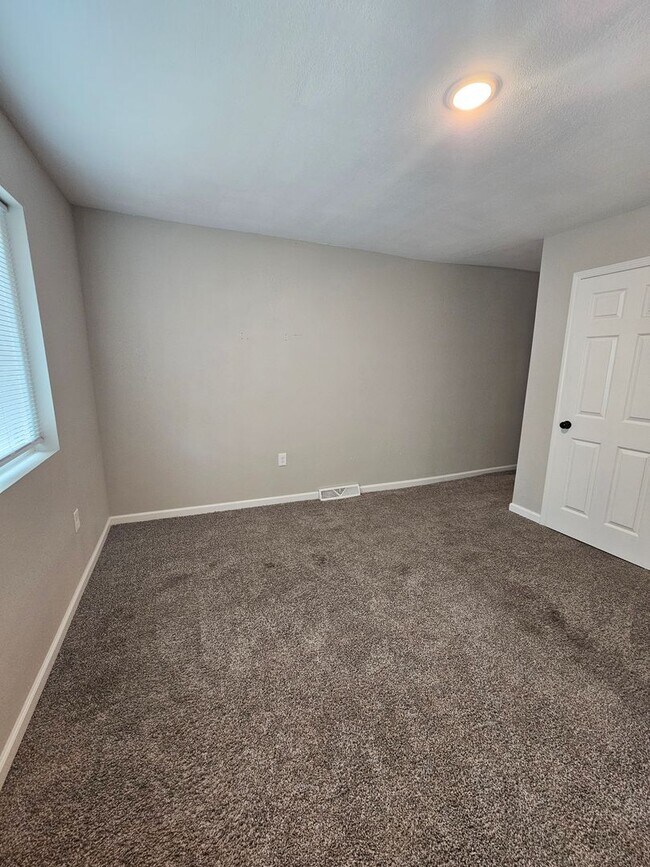 Building Photo - 1211/1213 College Ave.