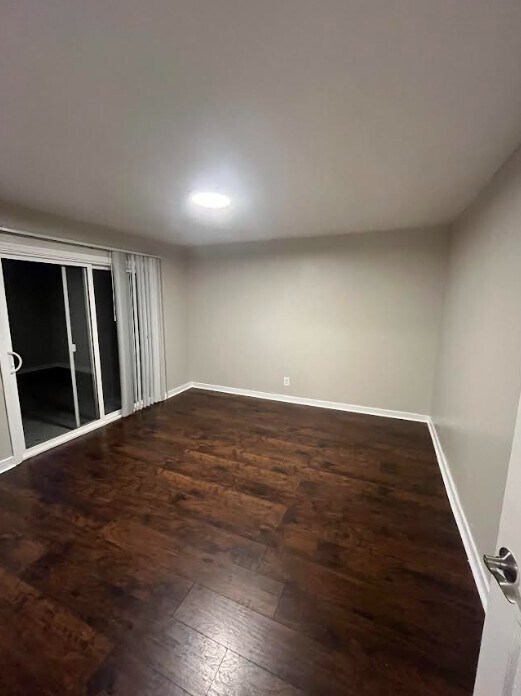 Foto del edificio - 342 W 10th St