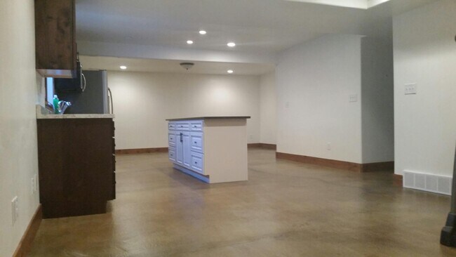 Foto del edificio - 5294 Bridle Cir