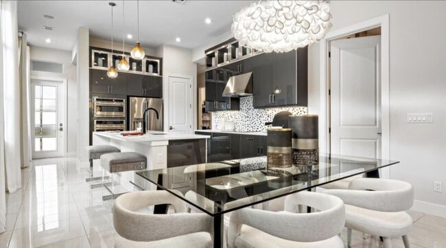 Building Photo - 10182 SW Latium Wy