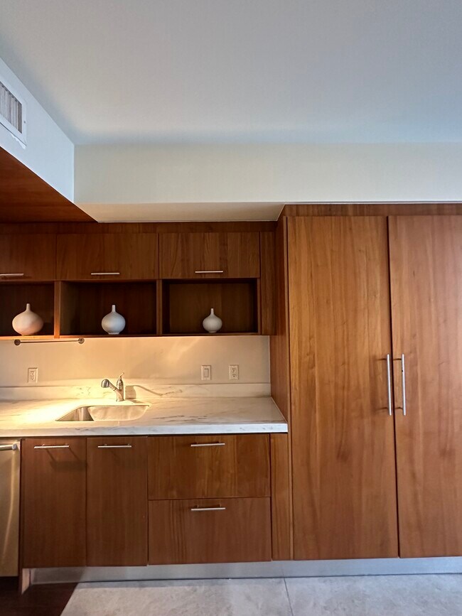 Building Photo - 50 Biscayne Blvd