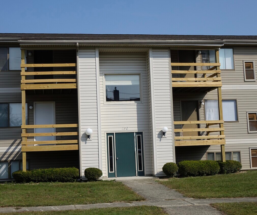 Foto principal - 150 Northwood St