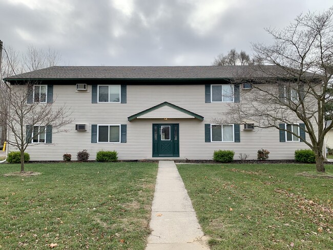 Building Photo - 6605 Mill St