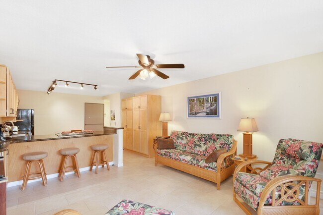 Building Photo - Charming 1BR/2BA Condo for Rent in Kona Pa...
