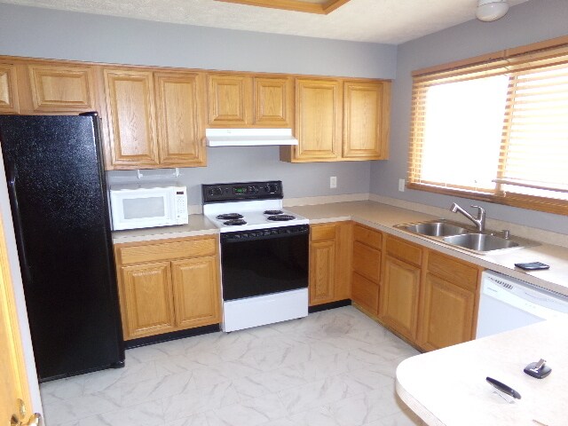 Foto del edificio - BCR 8123 Matthew Place-