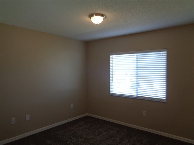 Foto del edificio - 12613 Longcrest Dr