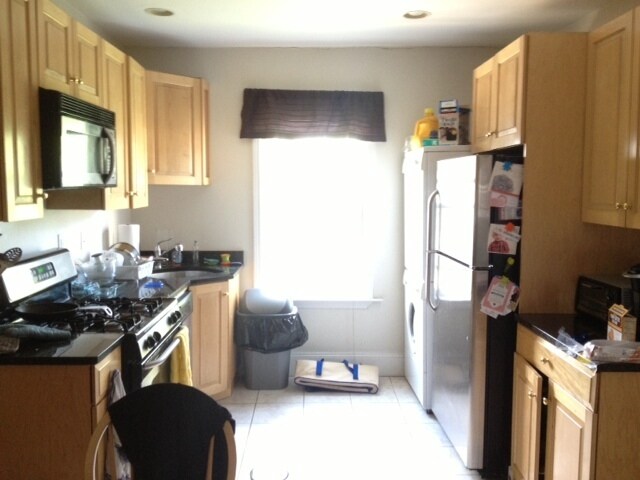 Primary Photo - 25 Aspinwall Ave